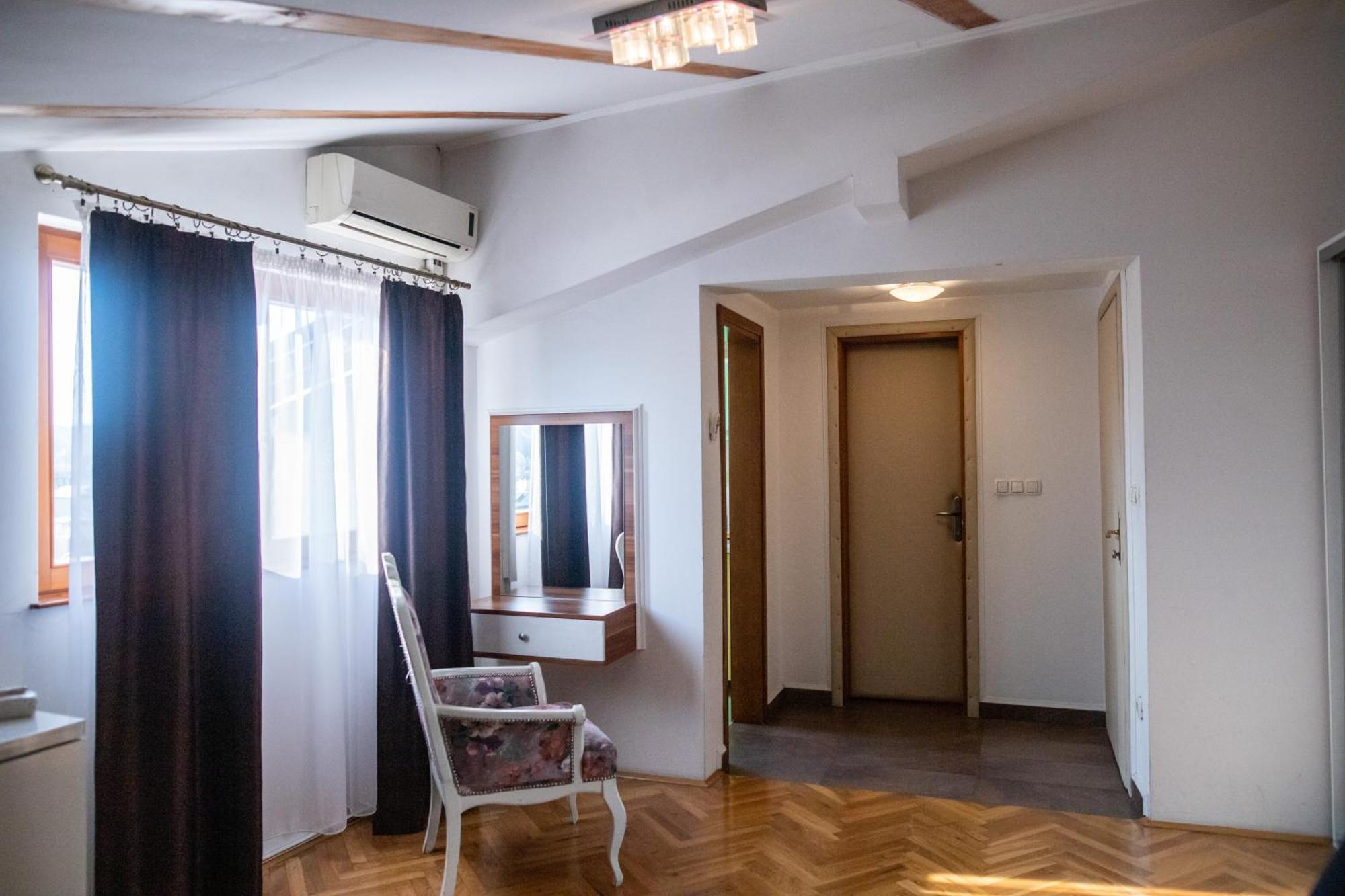 Hotel Herc Сараево Экстерьер фото